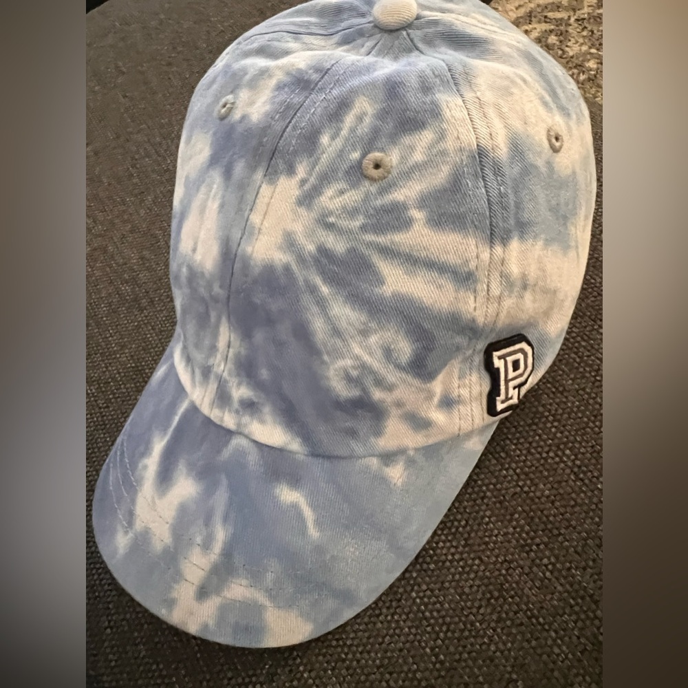 2pcs of Victorias Secret Pink Cap 
Price is for Two Cap - Adjustable Hat 🧢 - Picture 2 of 5